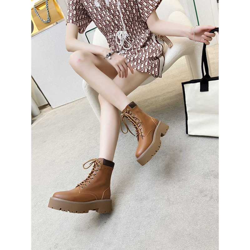 Ce**e lace-up boot with triomphe bulky calfskin brown