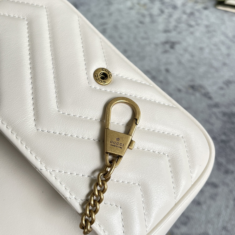 g*u*i gg marmont matelasse S*per mini bag white