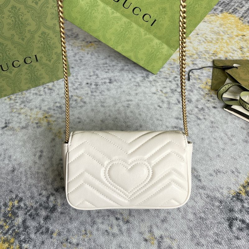 g*u*i gg marmont matelasse S*per mini bag white