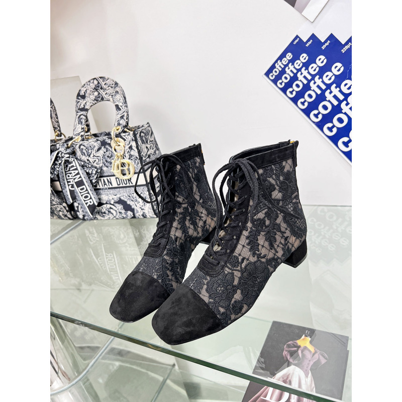 D*or logo lace boots