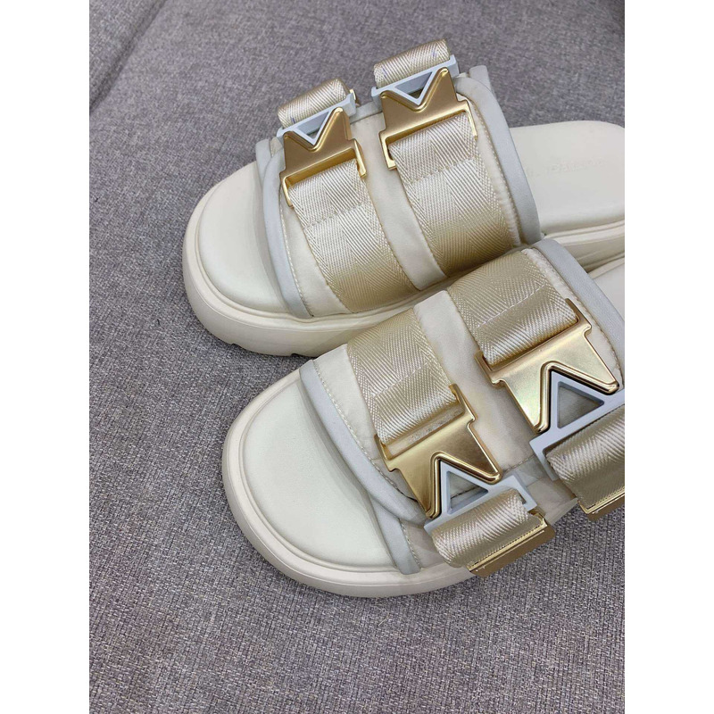 Bo*te*ga ve*ne*ta flash flat sandals white