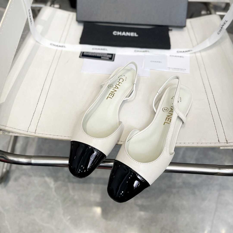 Ch*el  lace up shoes lambskin and faille black and white