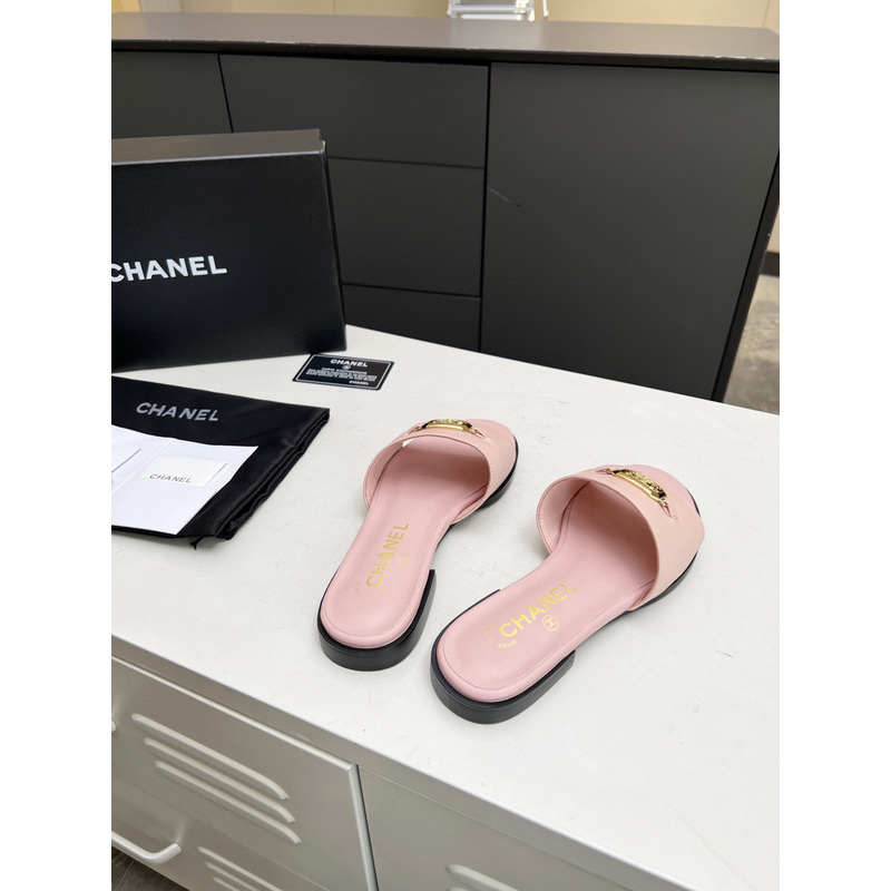 Ch*el calfskin&metal mules pink