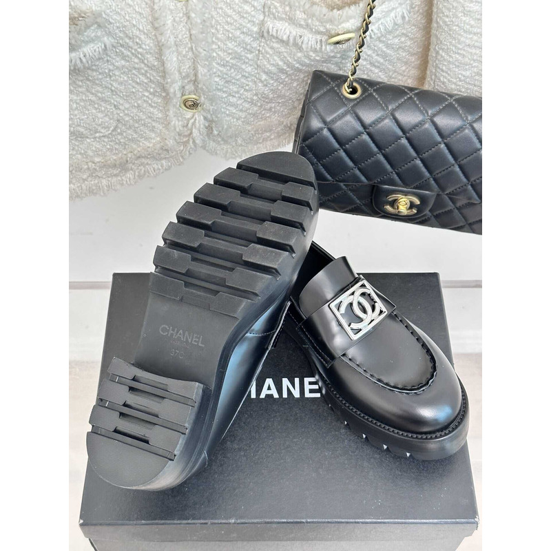 Ch*el moccasins calfskin & metal black