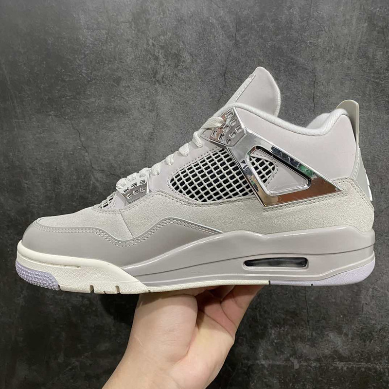 Jordan 4 Retro Frozen Moments