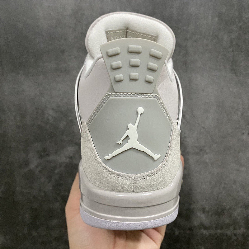 Jordan 4 Retro Frozen Moments