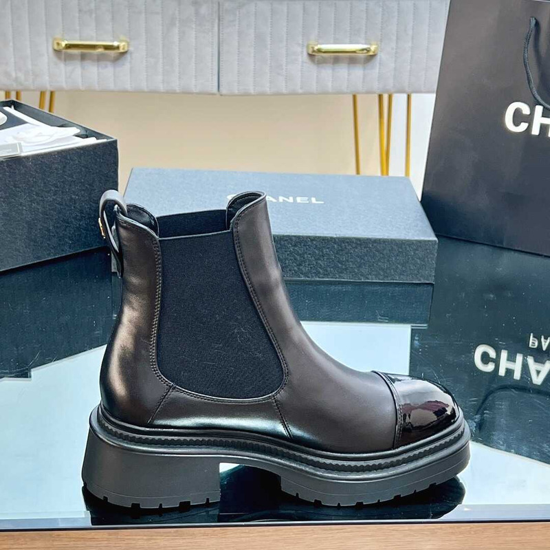 Ch*el calfskin cc logo chelsea boots black