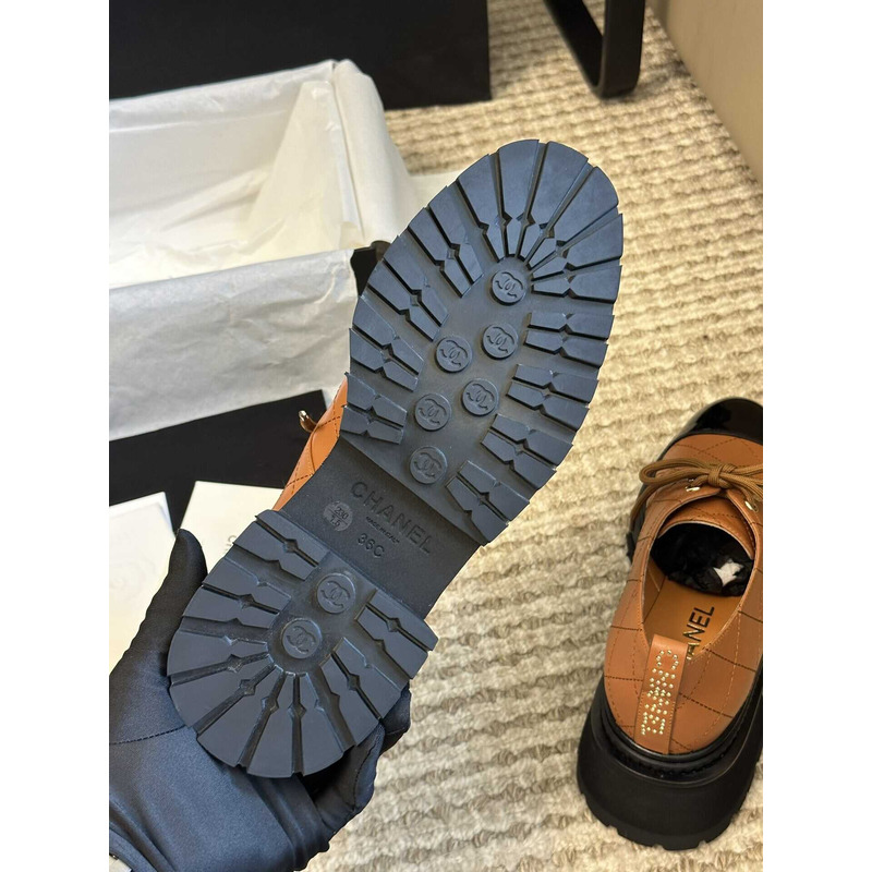 Ch*el lace up shoes calfskin & patent calfskin brown