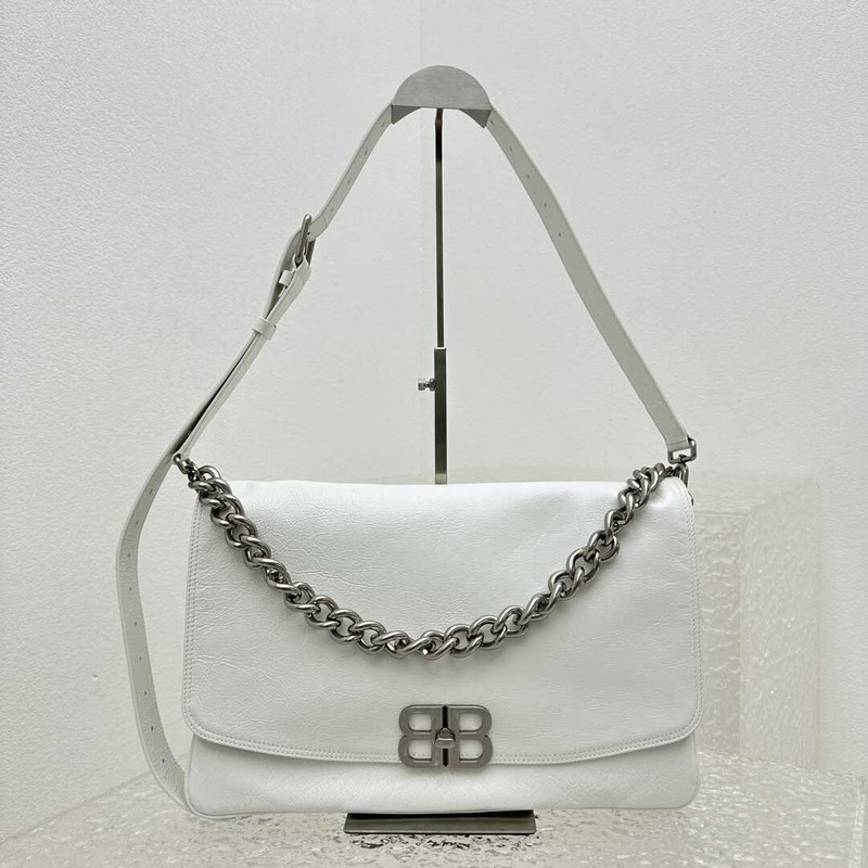 Ba*len*cia*ga women\