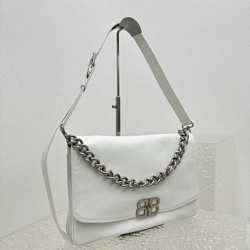 Ba*len*cia*ga women\