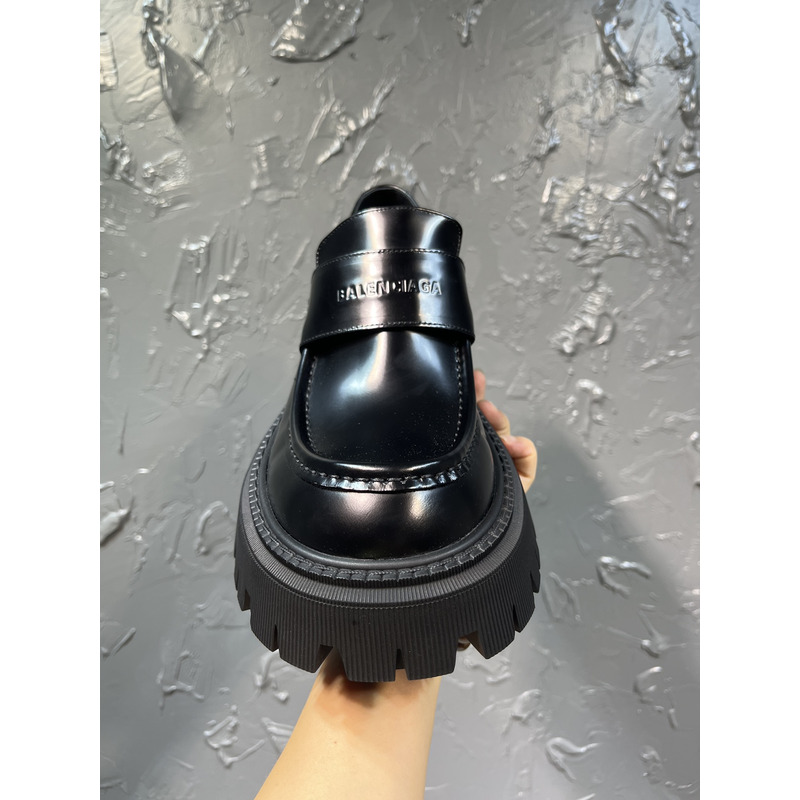 Ba*len*cia*ga tractor leather loafers black