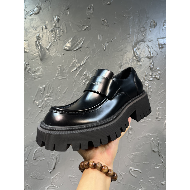 Ba*len*cia*ga tractor leather loafers black