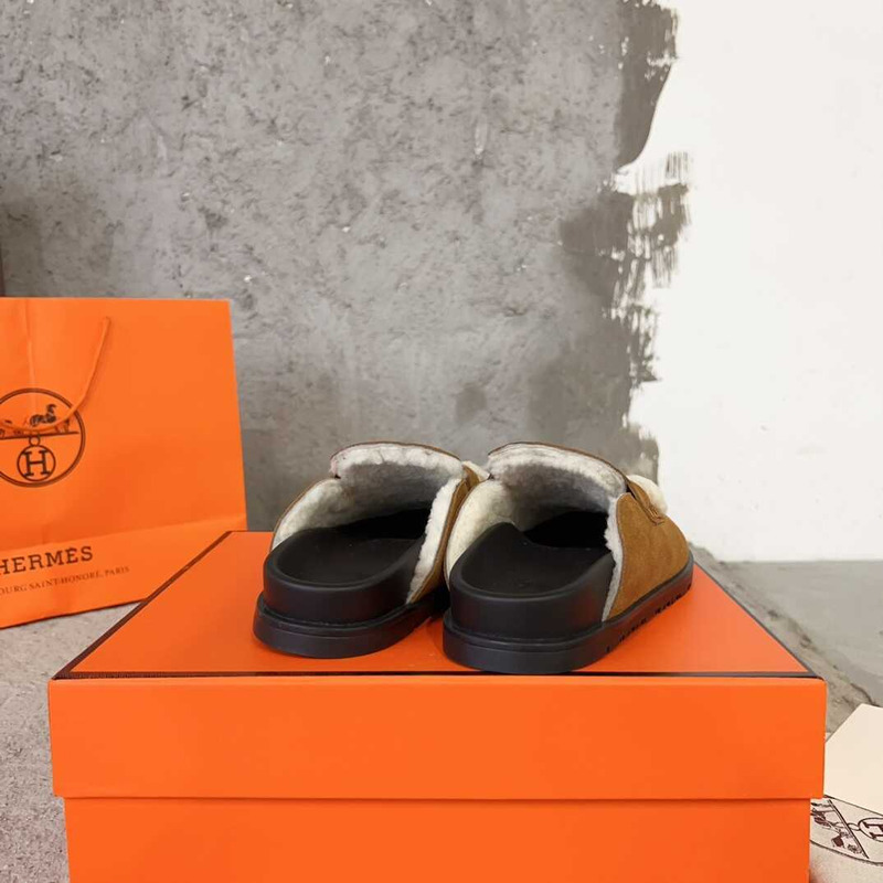 H**mes fur-trimmed loafers brown