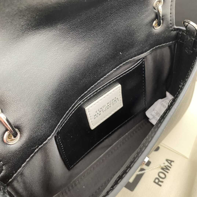 F**di by marc jacobs baguette phone pouch nappa leather pouch grey