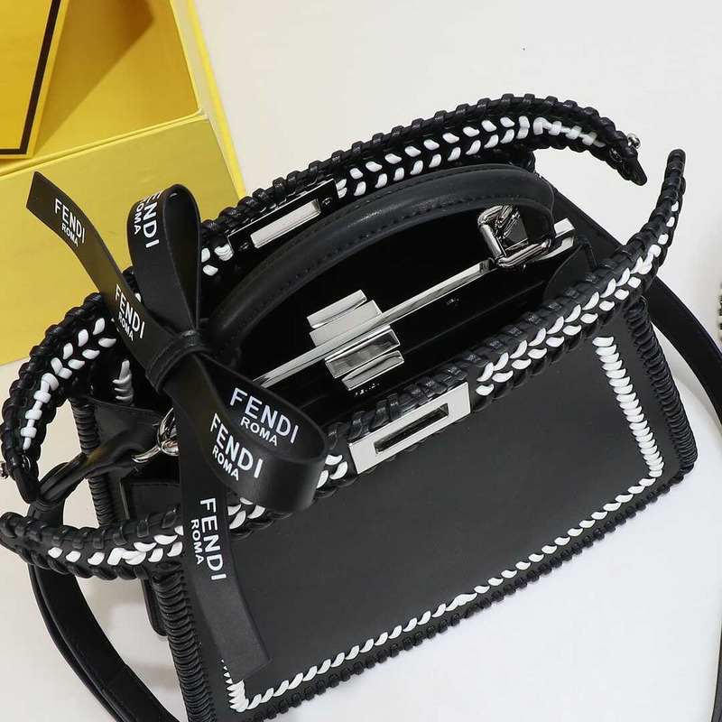 F**di peekaboo iseeu small bag leather black