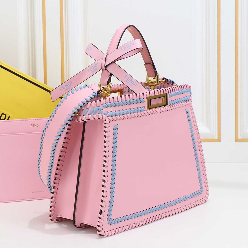 F**di  peekaboo iseeu bag pink