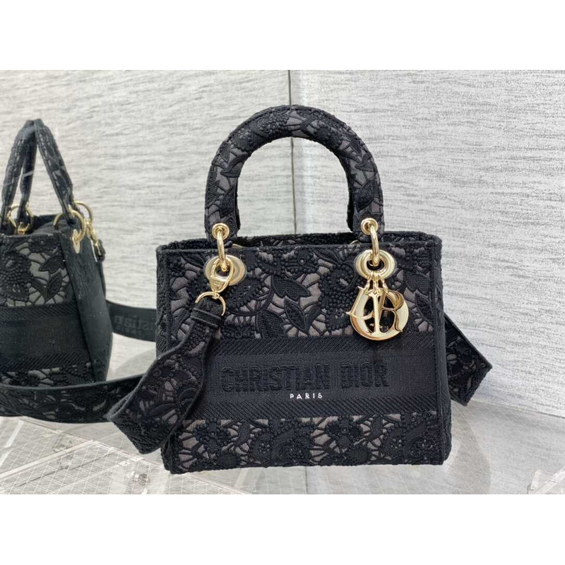 D*or  medium lady d-lite bag embroidery black
