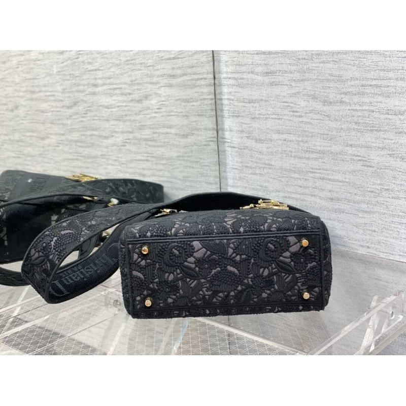 D*or  medium lady d-lite bag embroidery black