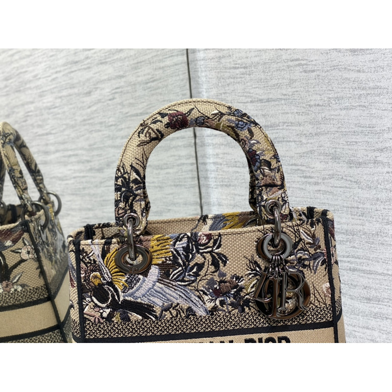 D*or  medium lady d-lite bag embroidery beige multicolor