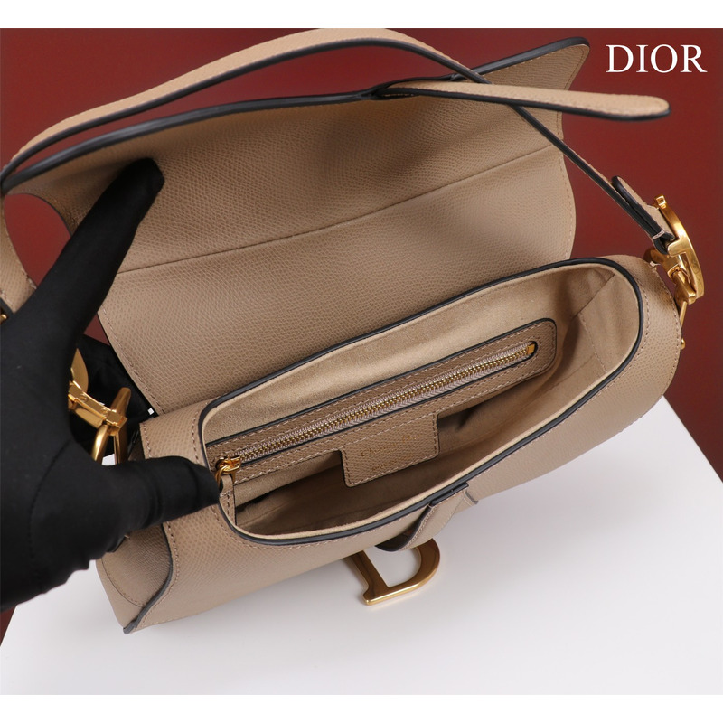 D*or saddle medium shoulder bag in calfskin