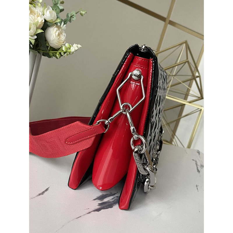 l**is V*t*n coussin mm black/red