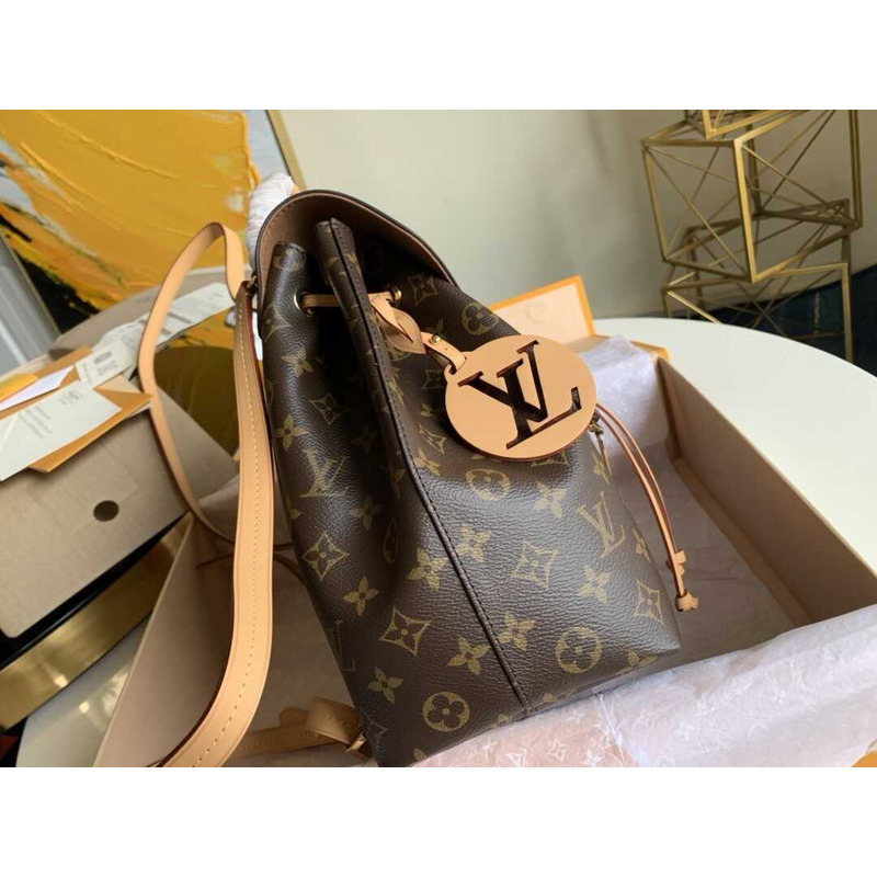 l**is V*t*n montsouris small backpack monogram