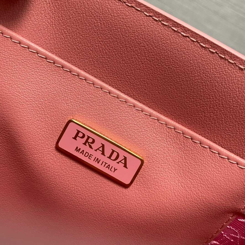 Pra*a saffiano leather handbag pink