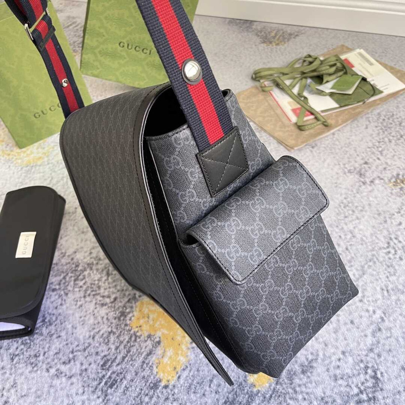 g*u*i gg S*p*e diaper bag