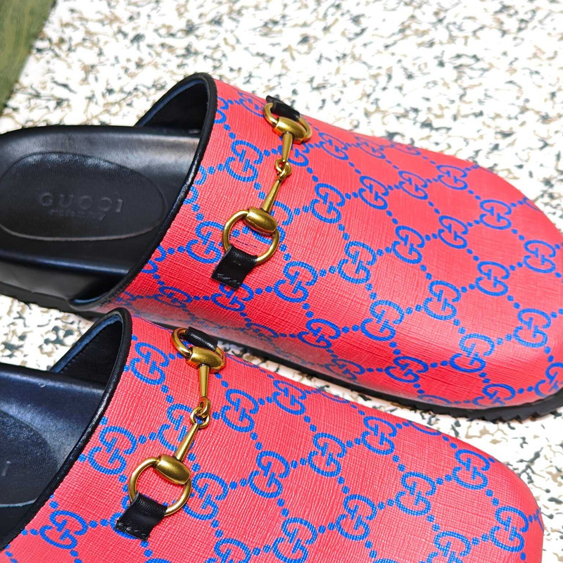 g*u*i gg S*p*e horesbit slippers red