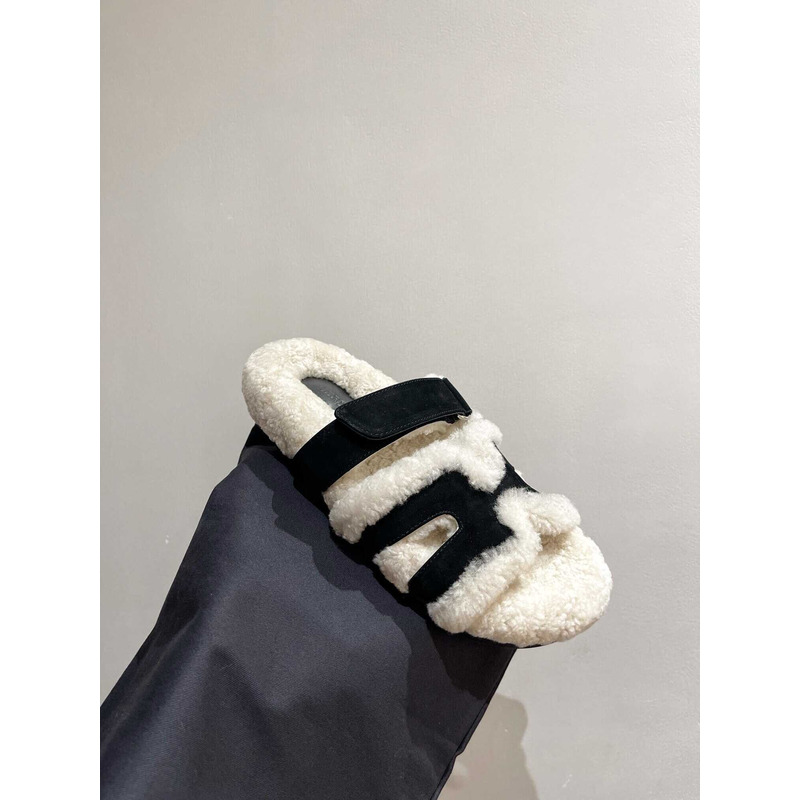 H**mes sandals with fur black and white