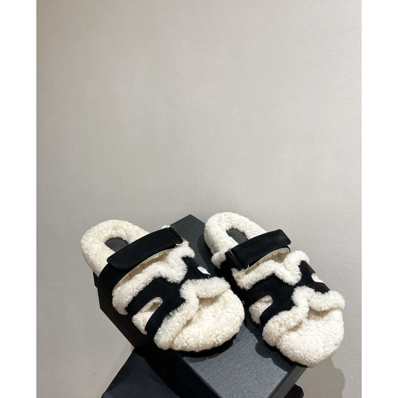 H**mes sandals with fur black and white