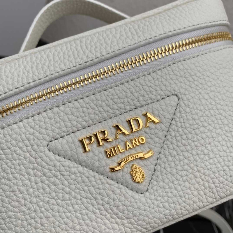 Pra*a re-edition 2005 shoulder bag nylon mint white
