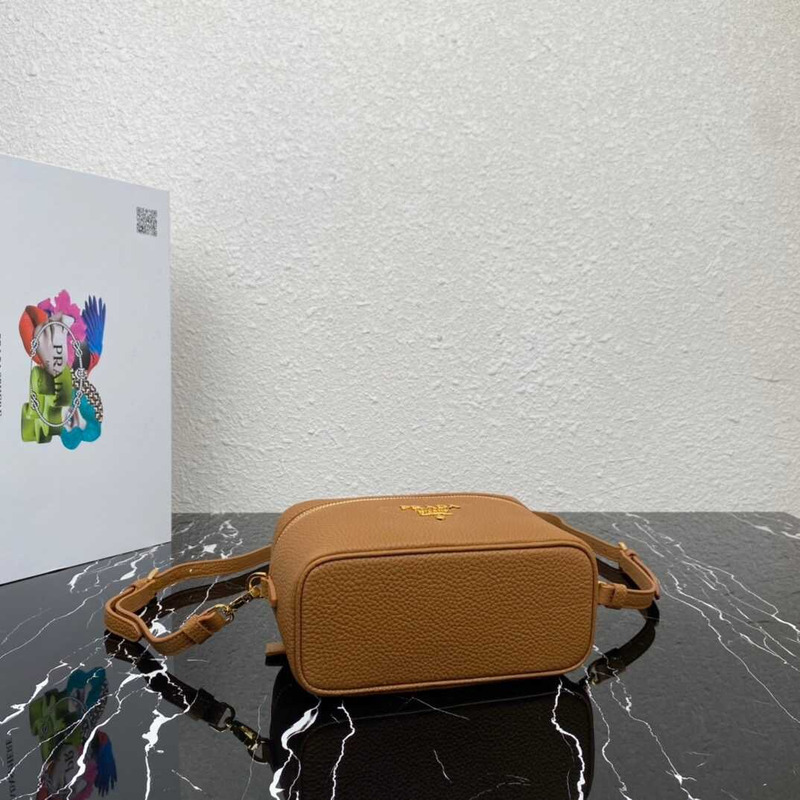 Pra*a re-edition 2005 shoulder bag nylon mint brown