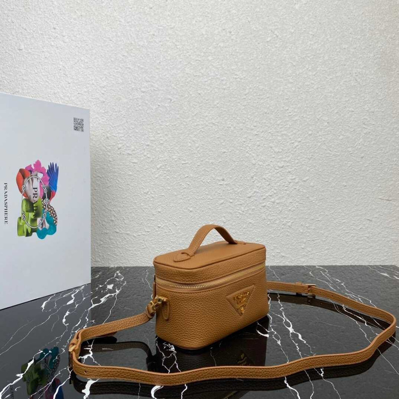 Pra*a re-edition 2005 shoulder bag nylon mint brown