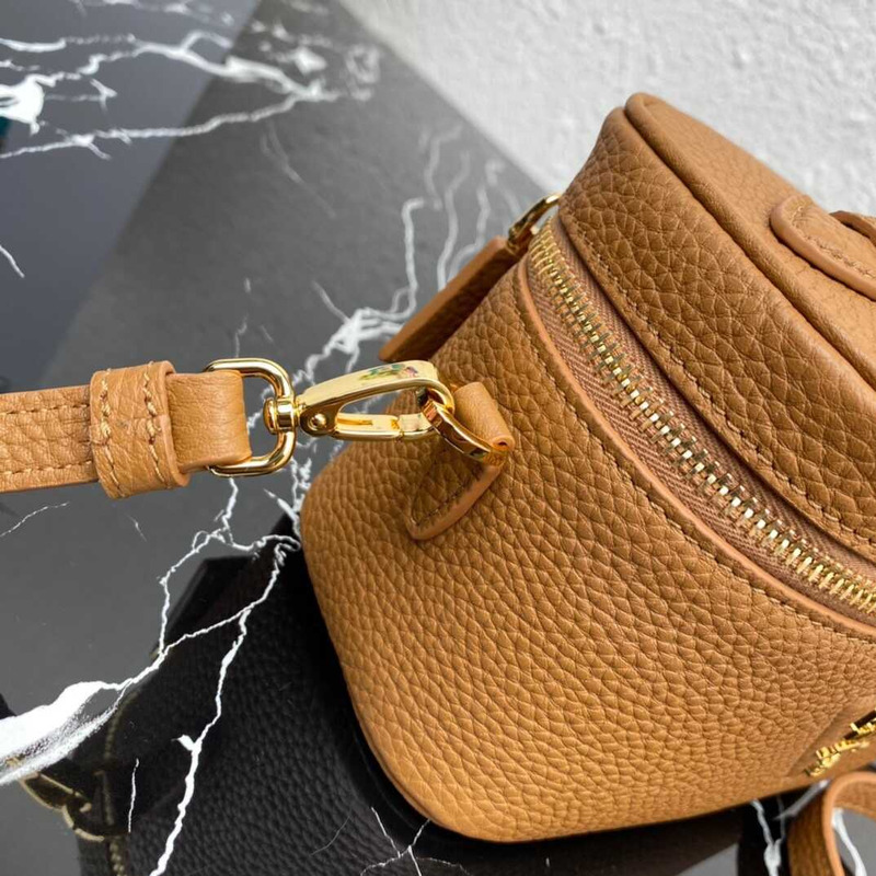 Pra*a re-edition 2005 shoulder bag nylon mint brown