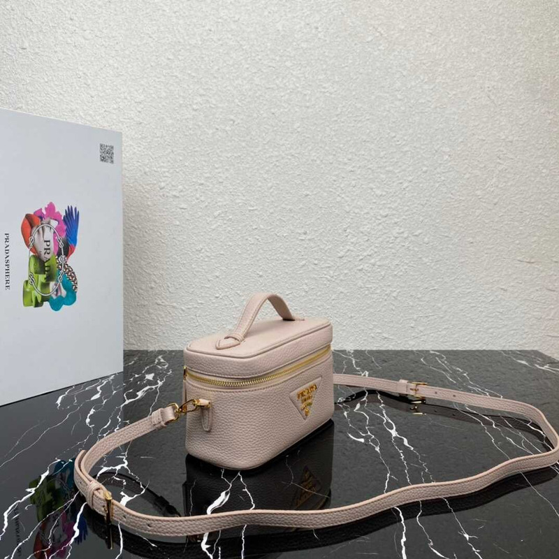 Pra*a re-edition 2005 shoulder bag nylon mint  pink