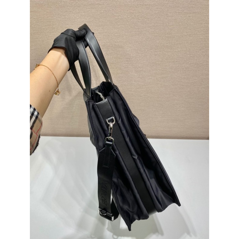 Pra*a re-nylon regenerated nylon tote bag black