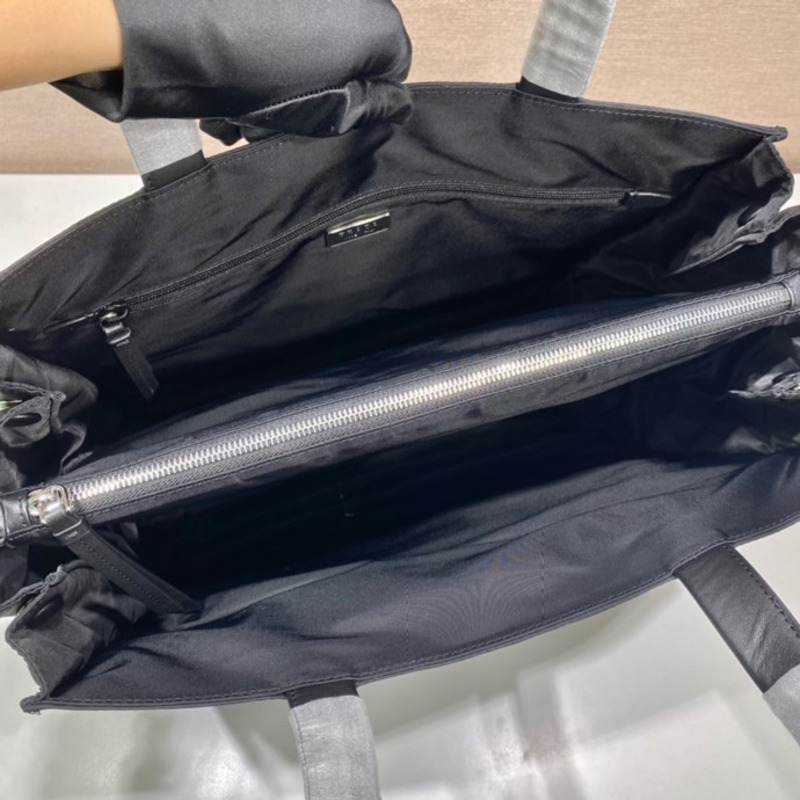 Pra*a re-nylon regenerated nylon tote bag black