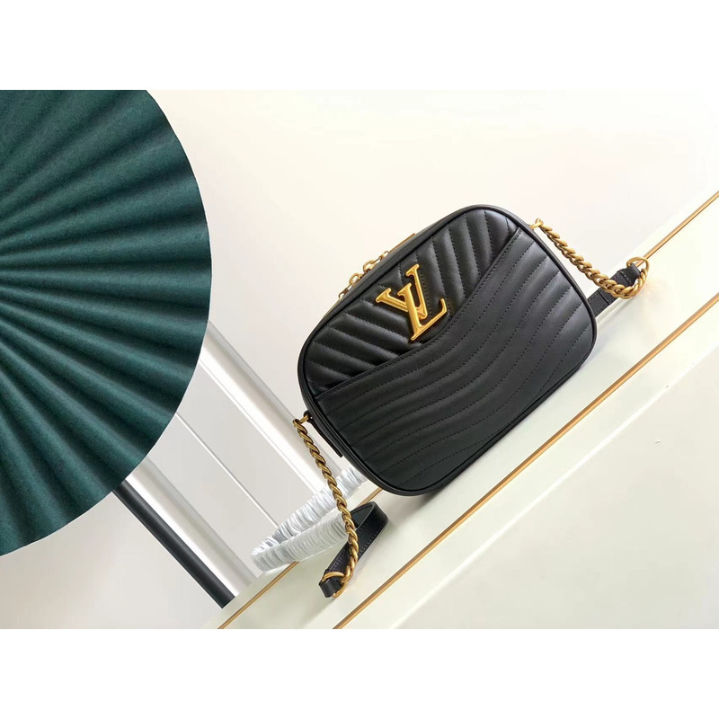 l**is V*t*n leather camera bag black