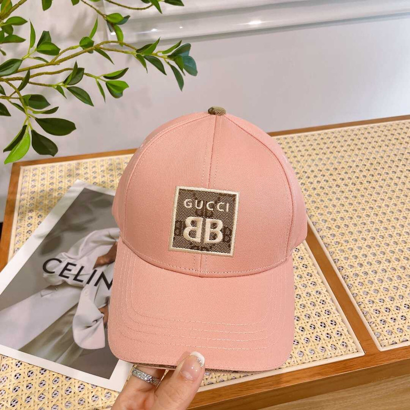 G*u*i baseball cap pink