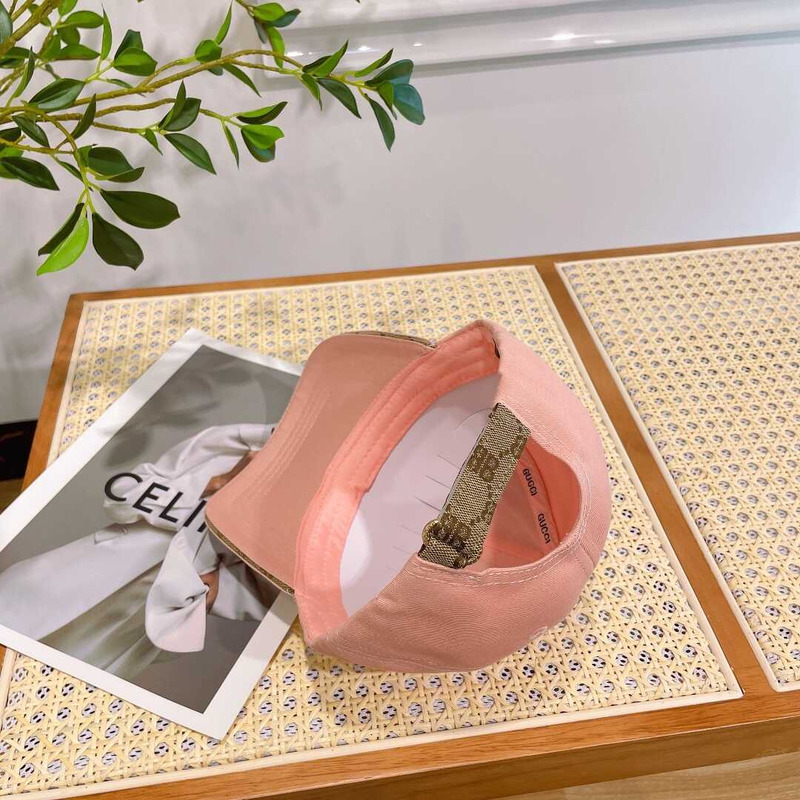 G*u*i baseball cap pink