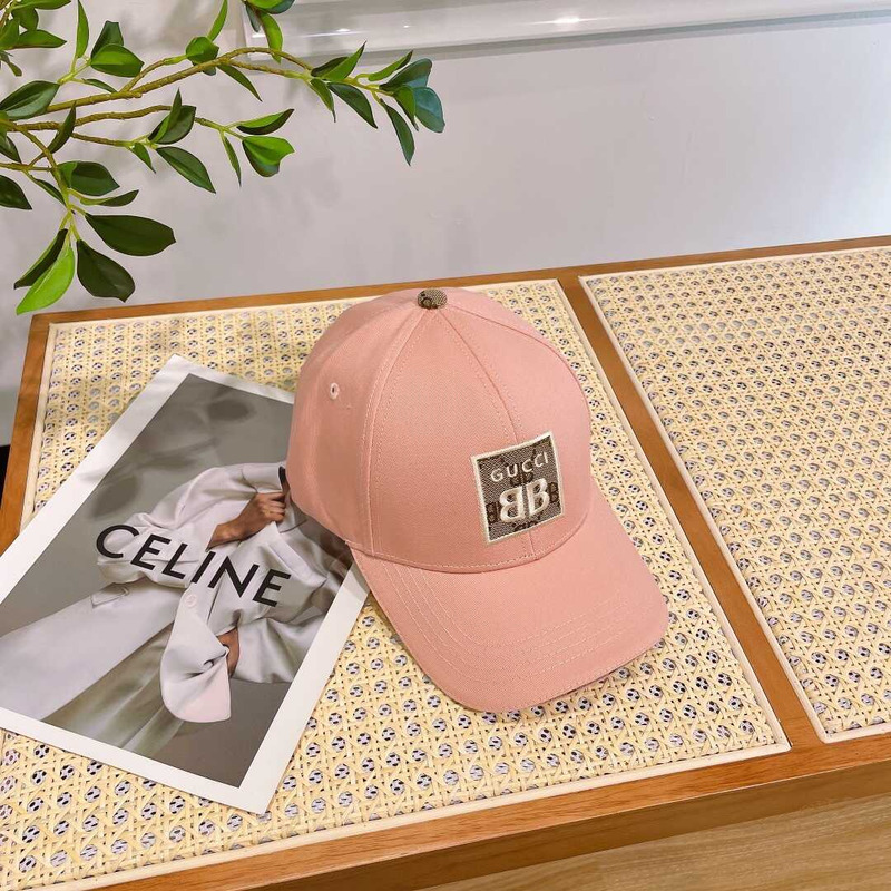 G*u*i baseball cap pink