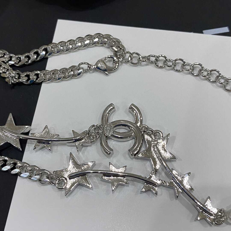 ch*el star Di*m*nd necklace