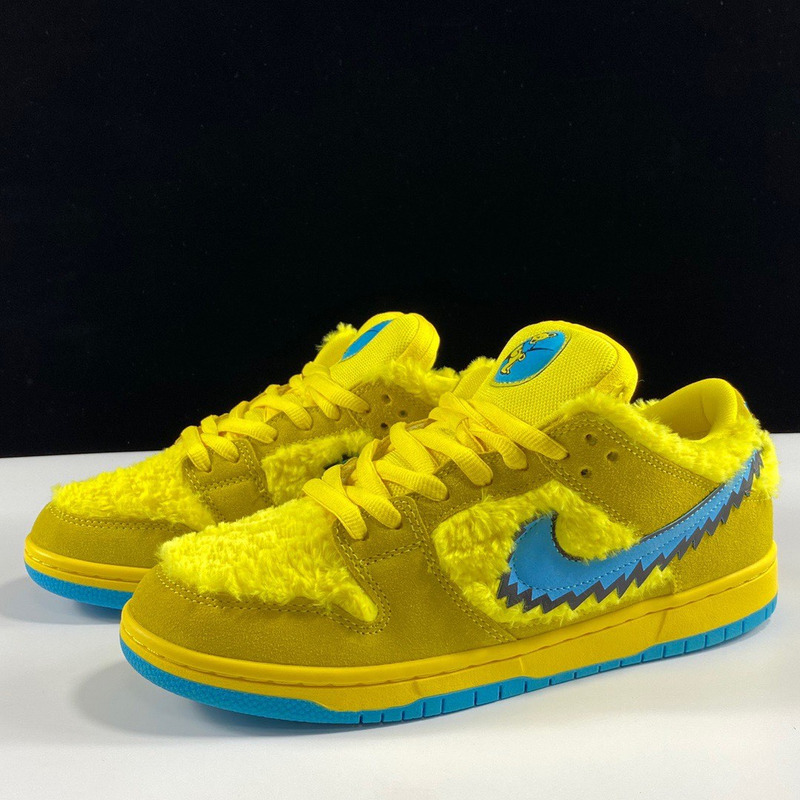 Nike Grateful Dead x Dunk Low SB \