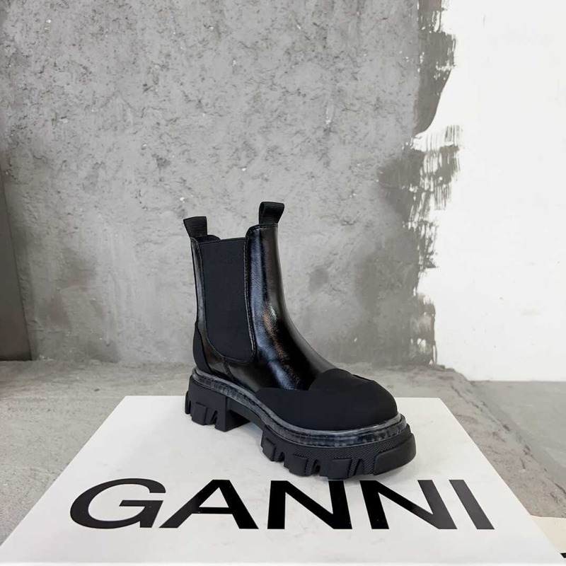 Ganni Chelsea Falt Ankle Boots Black