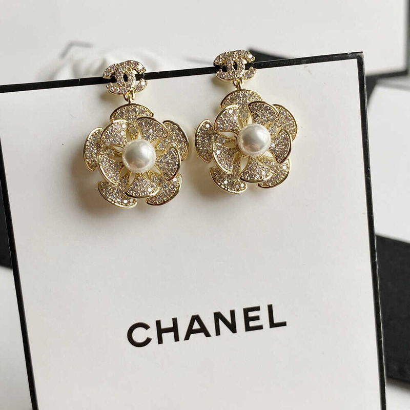 Ch*el camellia pearl earrings gold and white