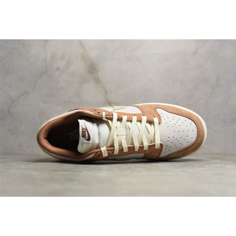 Nike Dunk Low Sneakers White Brown