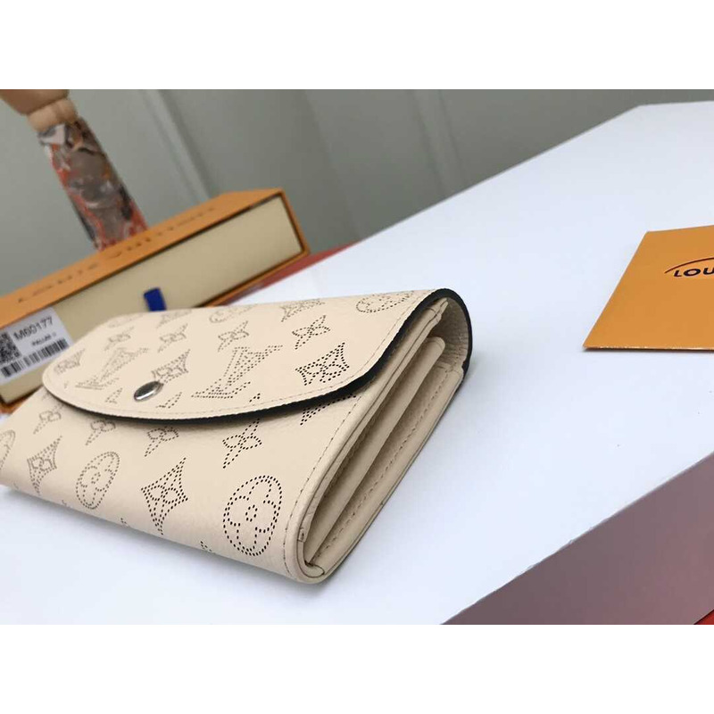 l**is V*t*n iris wallet beige