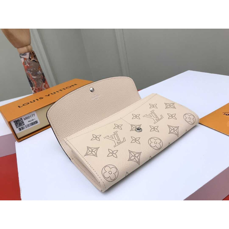 l**is V*t*n iris wallet beige