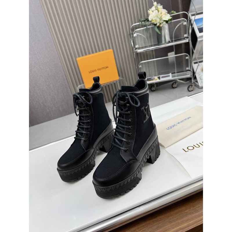 l**is V*t*n frosted calf leather ankle boots black